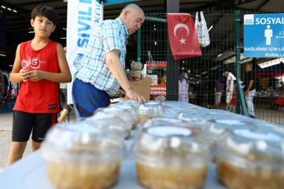 Kocaeli'de  aşure dağıtımı başladı